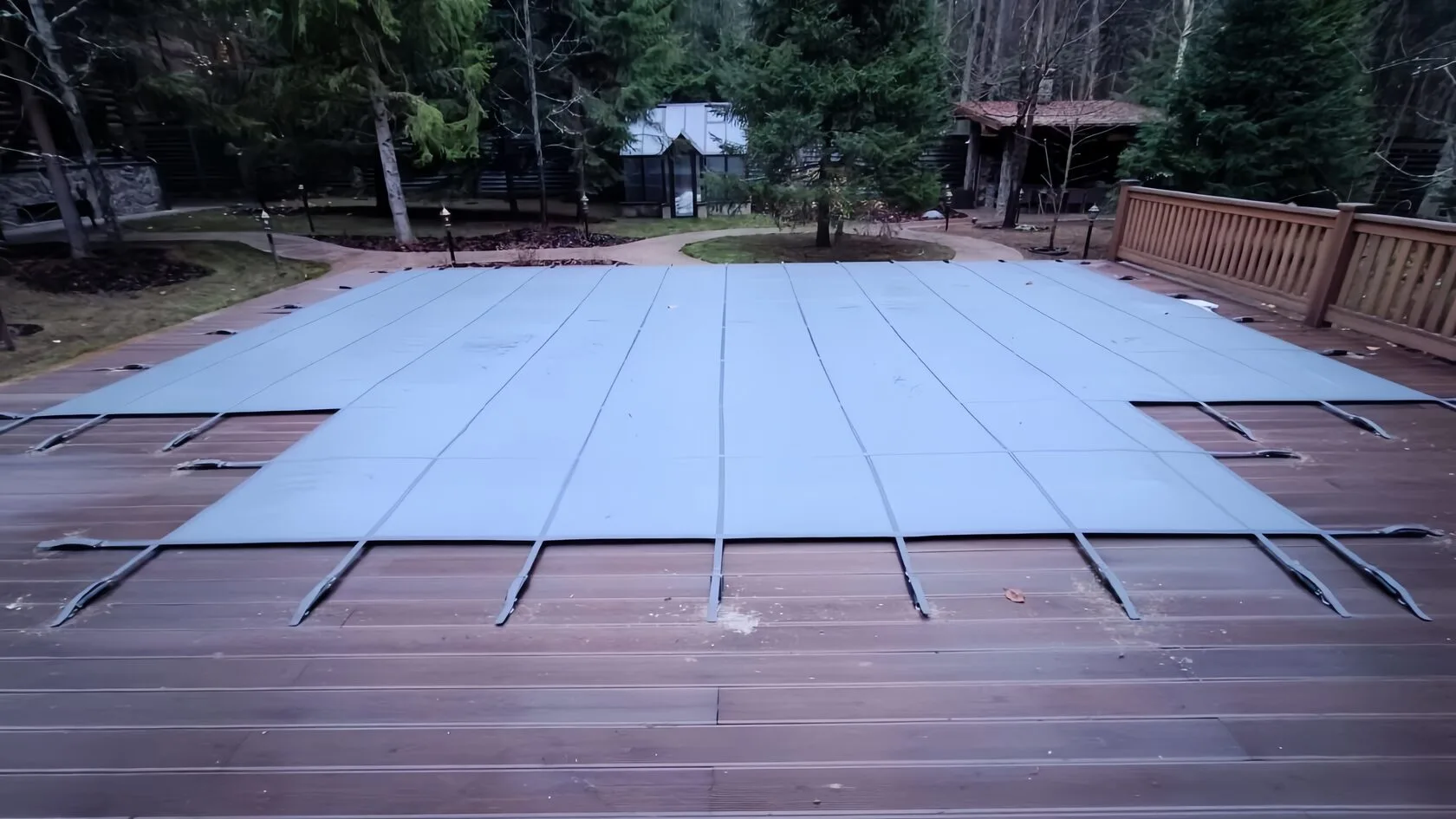 Покрывало для бассейна Laguna Cover Mesh в Магадане и область