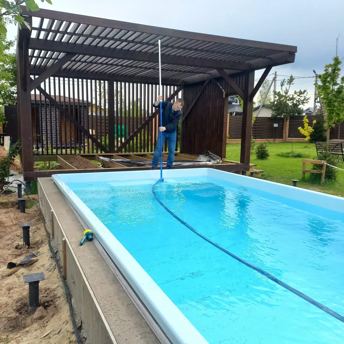 Копинговый бордюрный камень для бассейна Laguna в Магадане и область